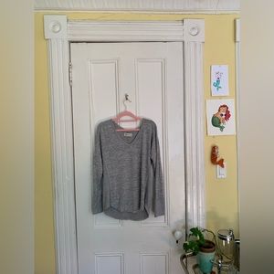 abercrombie & fitch grey v neck sweater
